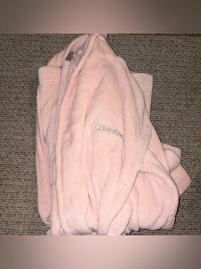 Calvin Klein Light Pink Plush Bathrobe